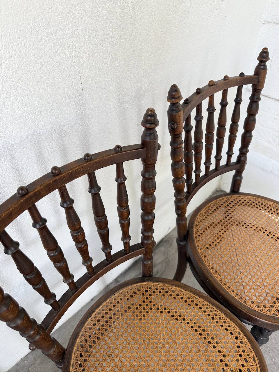 Set of 4 Fischel cane bistro chairs n019