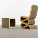 Wiggle chair with coffee table by Frank O. Gehry for Vitra