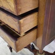 Commode travailleuse marquetée époque Napoléon III à abattant avec miroir