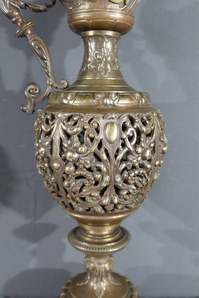 Pair of bronze ewers, art nouveau – 1910