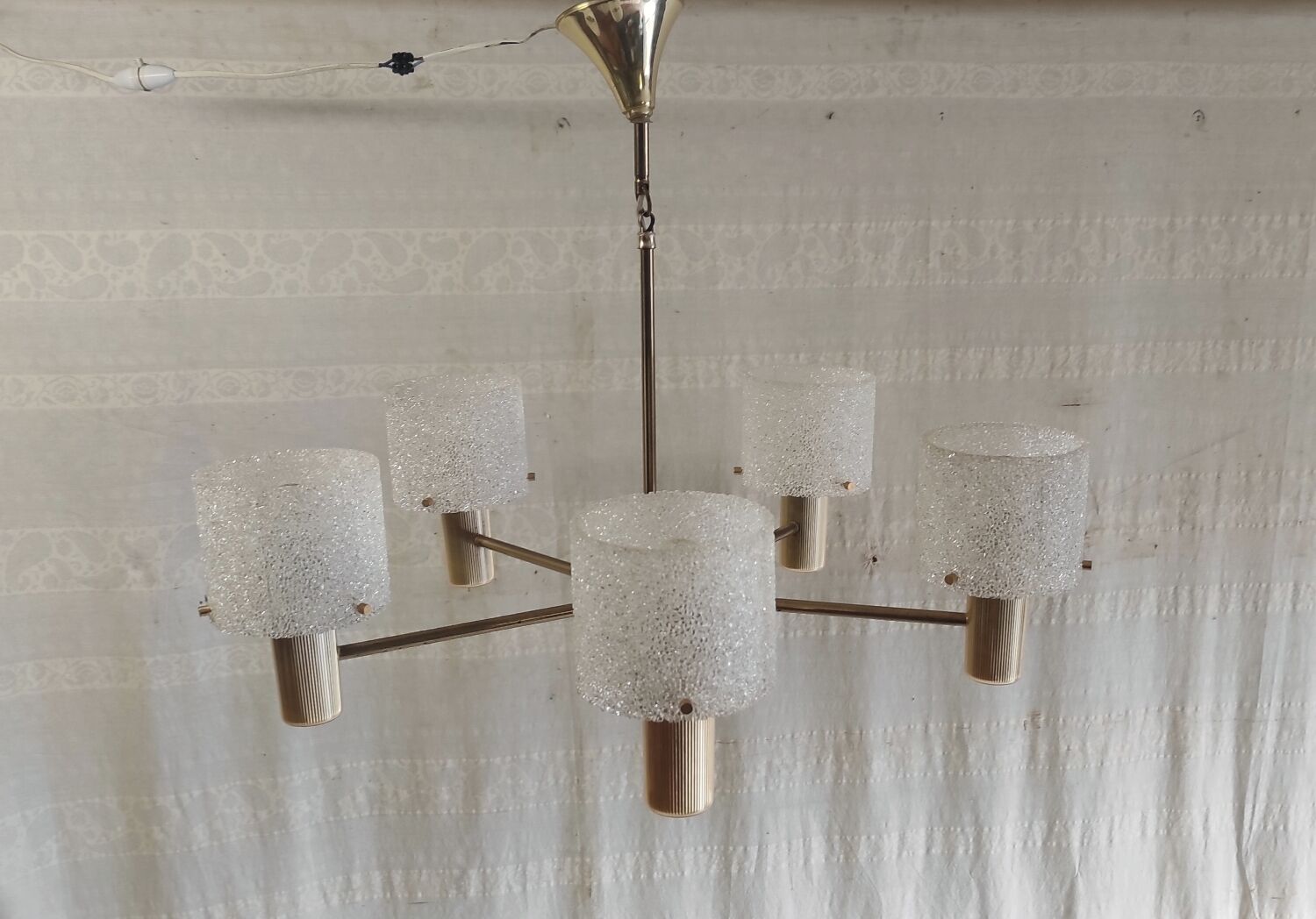 Brass and perspex chandelier with 5 lights - 1960s/70s