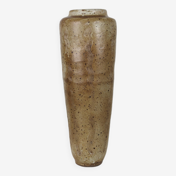 Pyrite sandstone vase decorated with scarified waves - 1970s