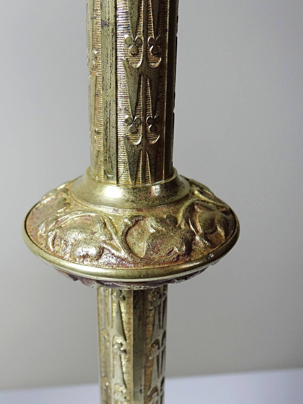 Large pair of antique gilded bronze candlesticks, Gothic style from the 19th century.