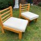 Paire chauffeuses style chalet coton écru vers 1960