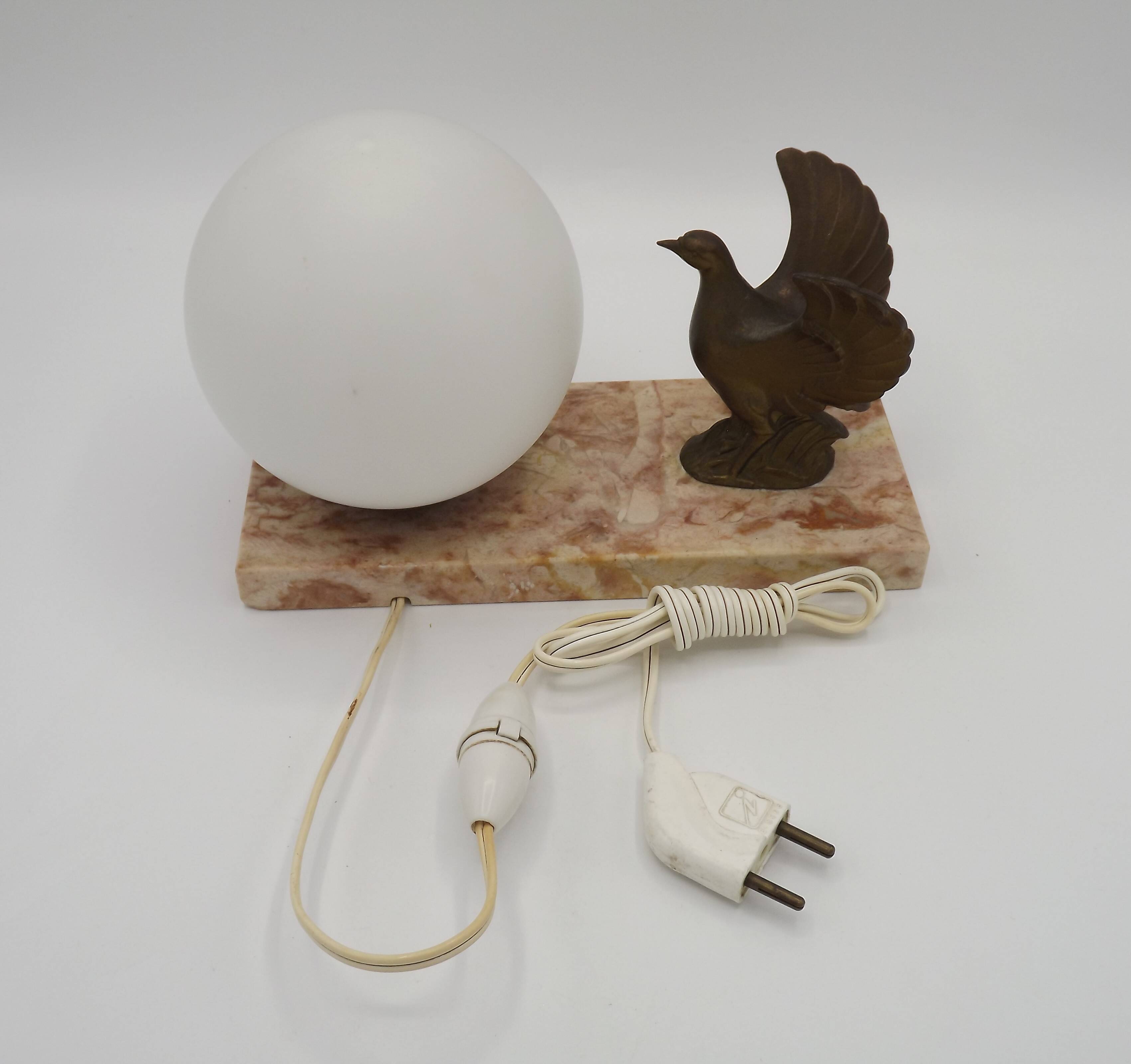French Art Deco table lamp, bird motif, marble base, white glass globe 4477