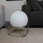 Lampe globe opaline chrome vintage