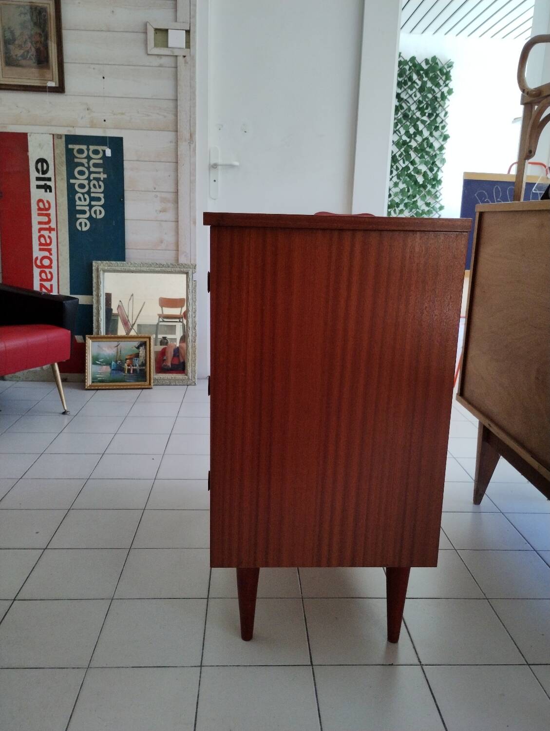 Vintage chest of drawers