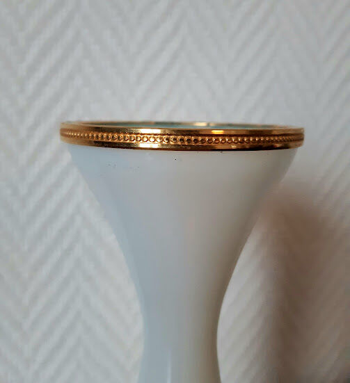 Bonbonnière and vase in opaline Charles X gilded metal