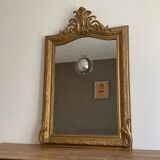 Fine 19th century golden mirror with decorated pediment 110x75