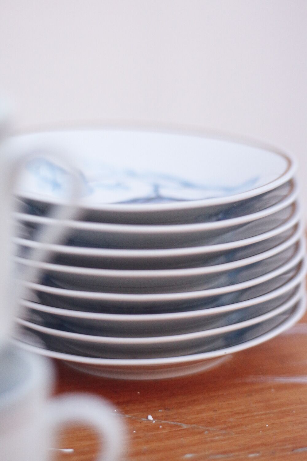 Set of 8 cups and saucers Deshoulieres Limoges