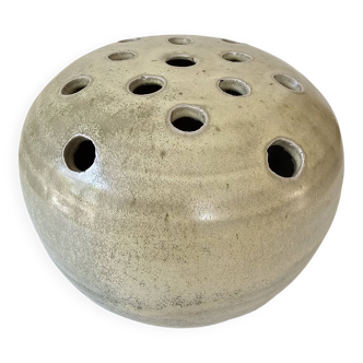 Ceramic flower vase signed GB (diameter 20cm)