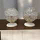 Paire d’appliques globes vintage en verre ciselé