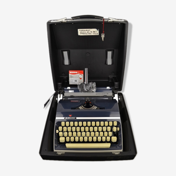 ADLER portable typewriter "Gabriele 35" - New Ribbon