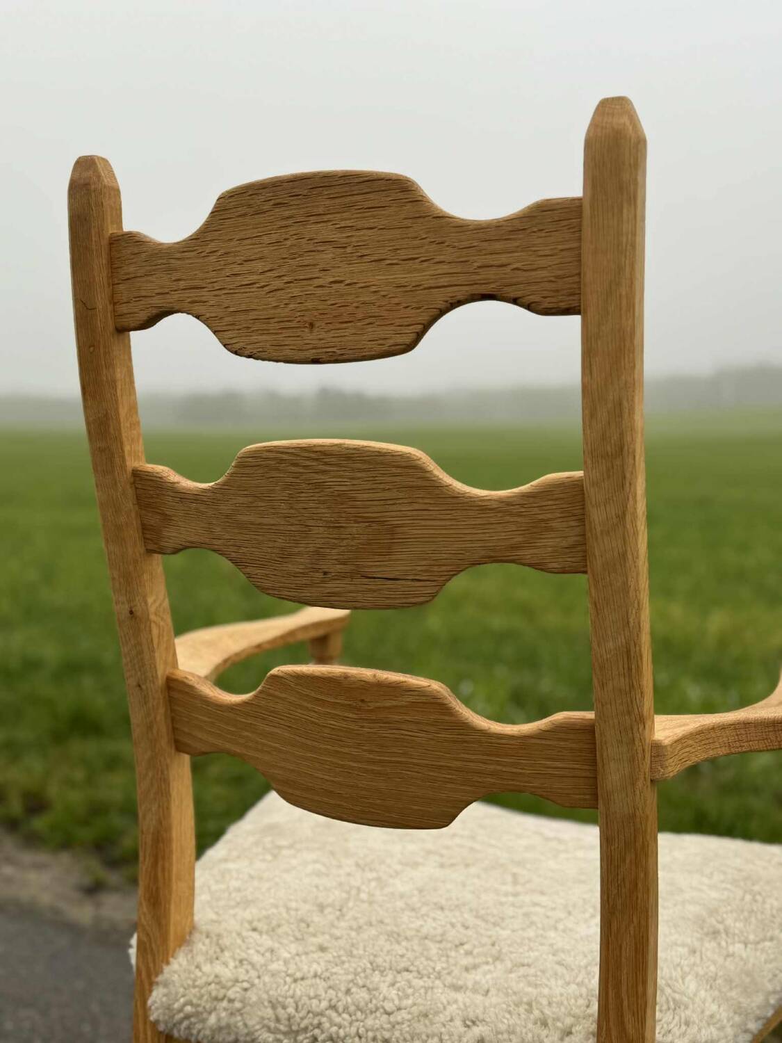 Chaise à dossier haut Henning Kjaernulf avec laine d'agneau neuve