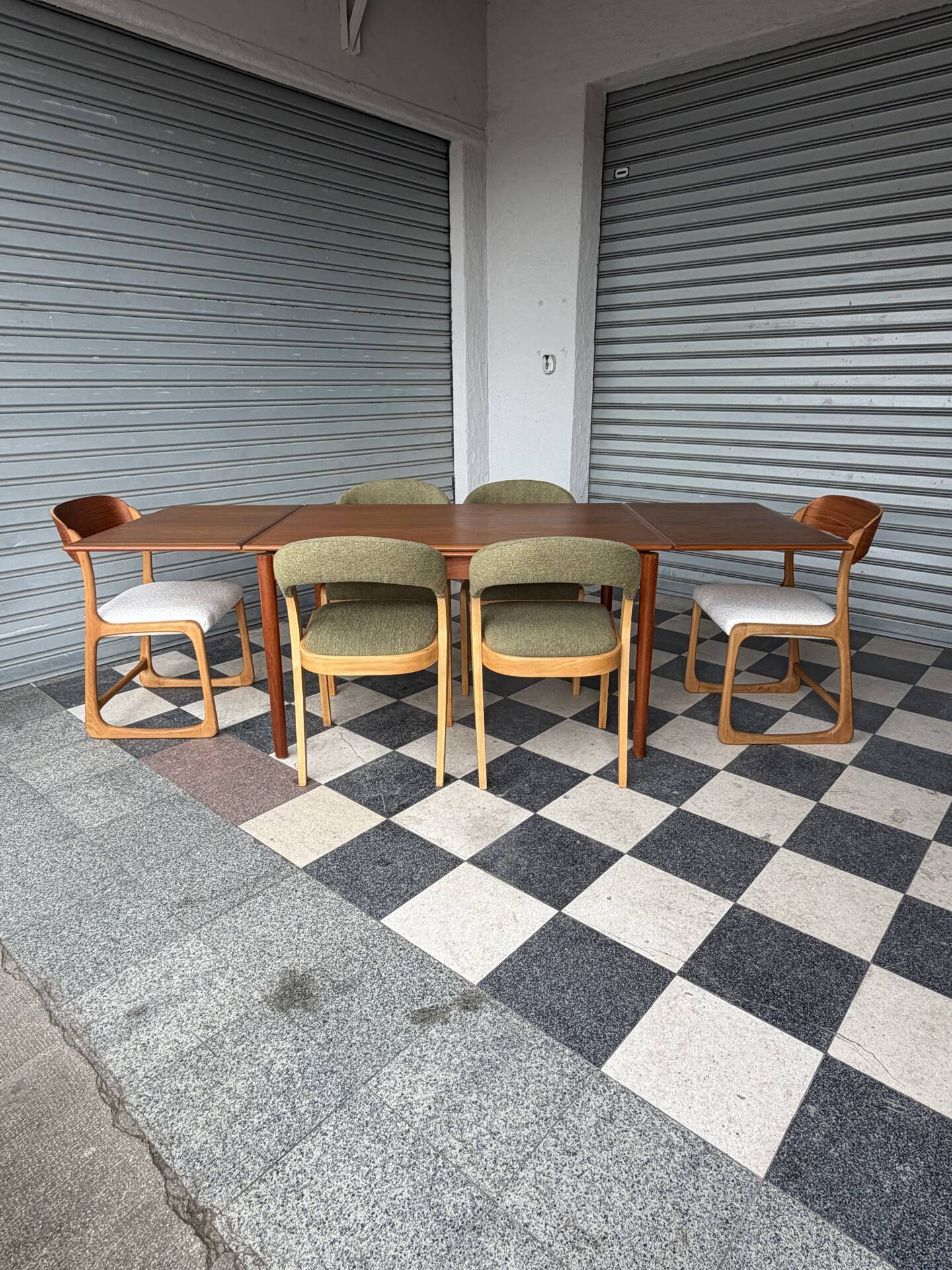 Table danoise en teck