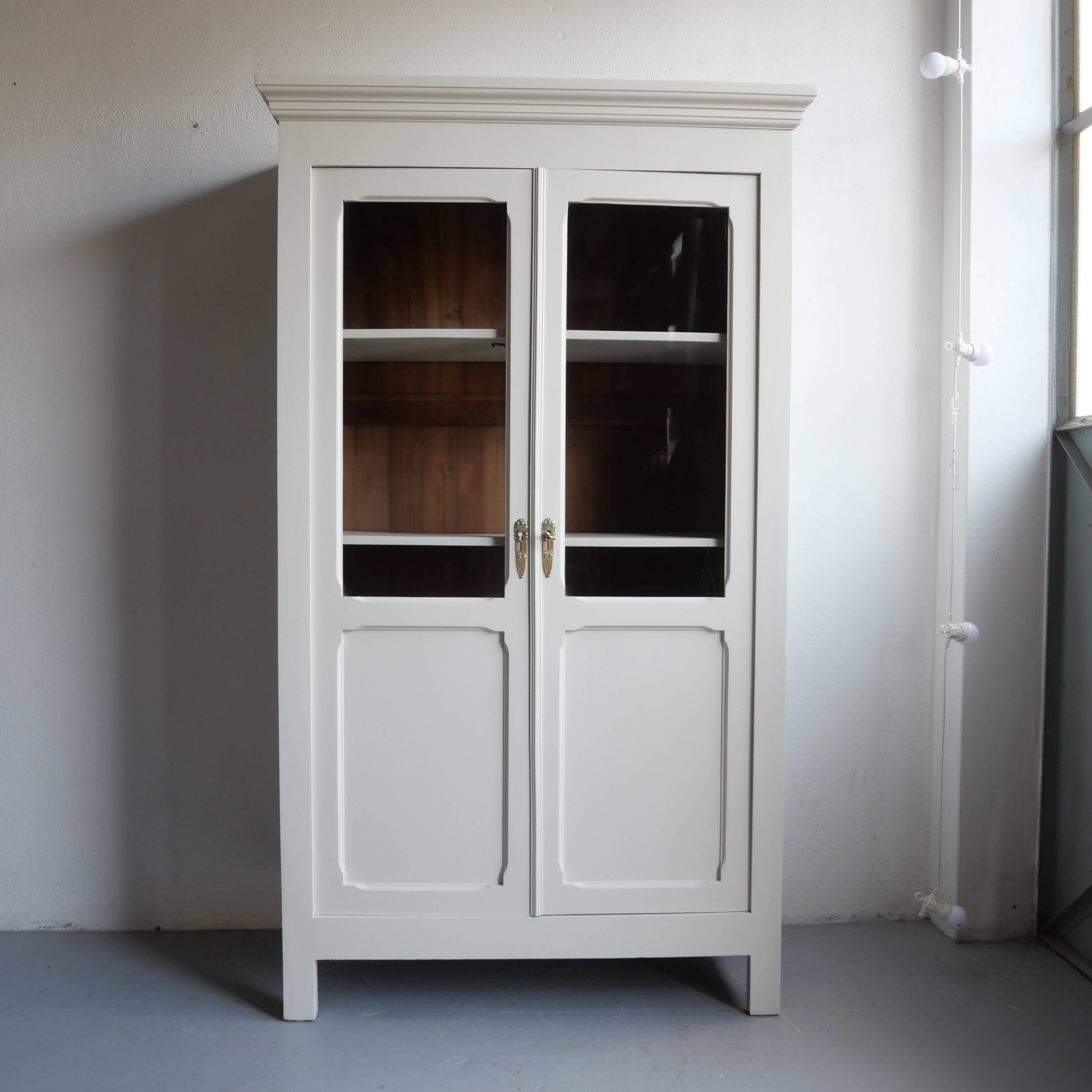 Vaisselier ancien rénové