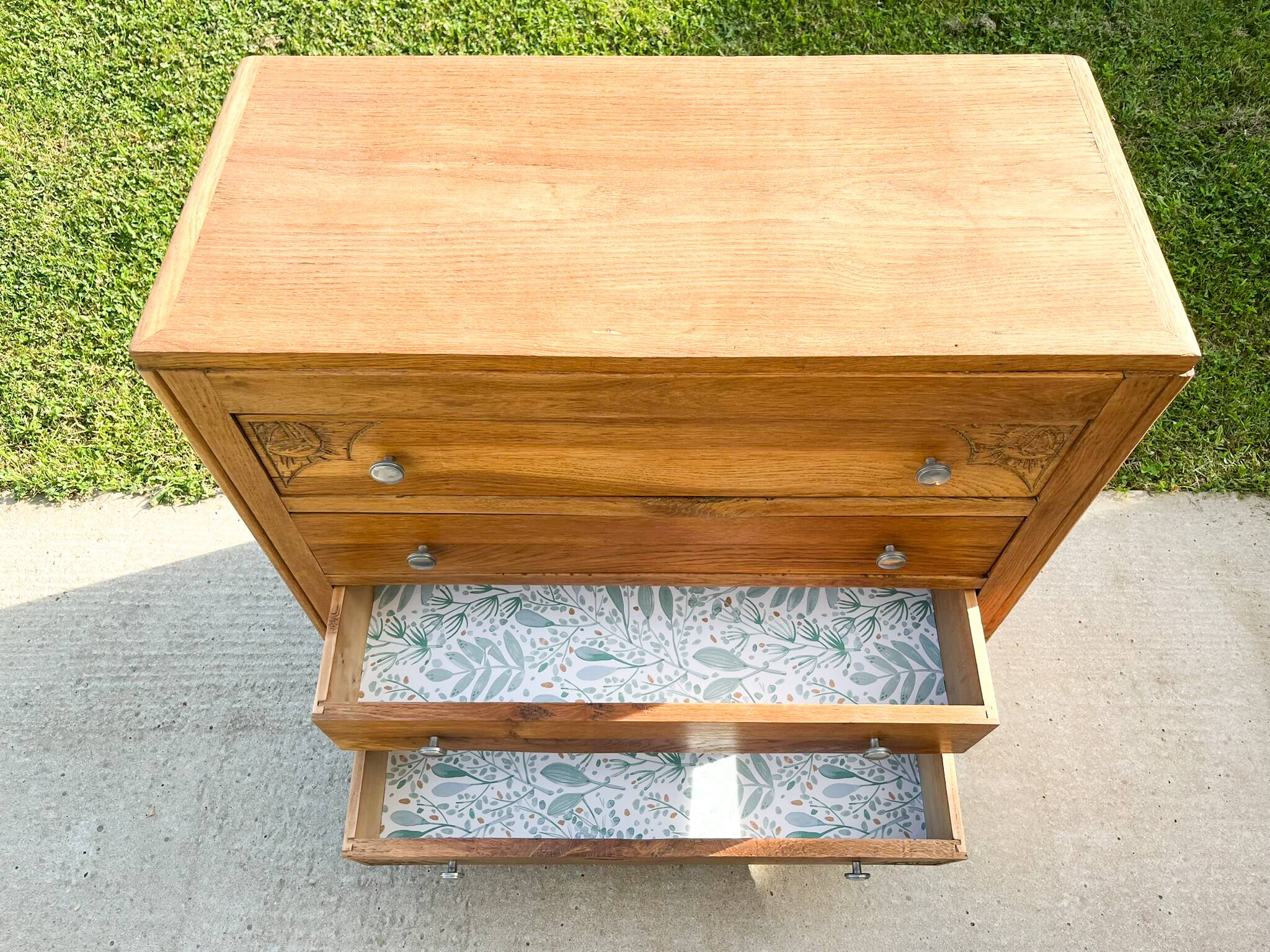 1930s Art Deco chest of drawers with 4 drawers