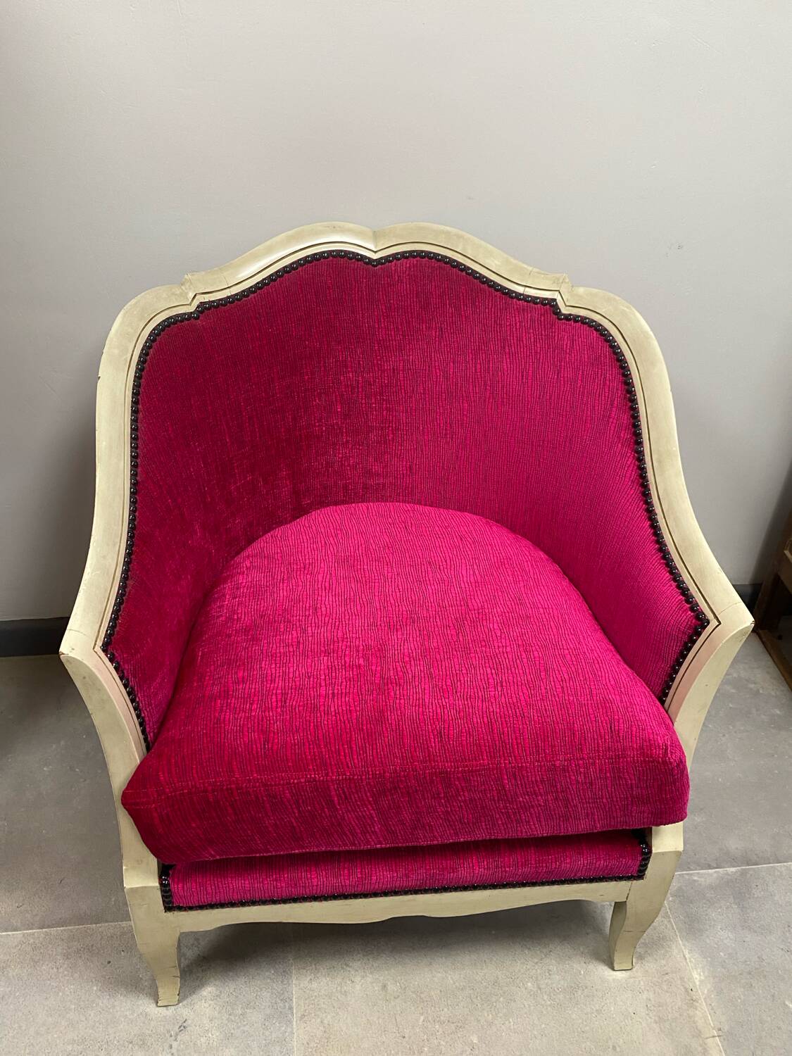 Toad armchair