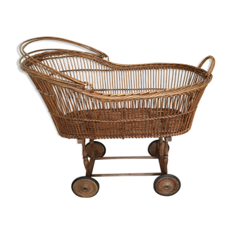 Rattan cradle