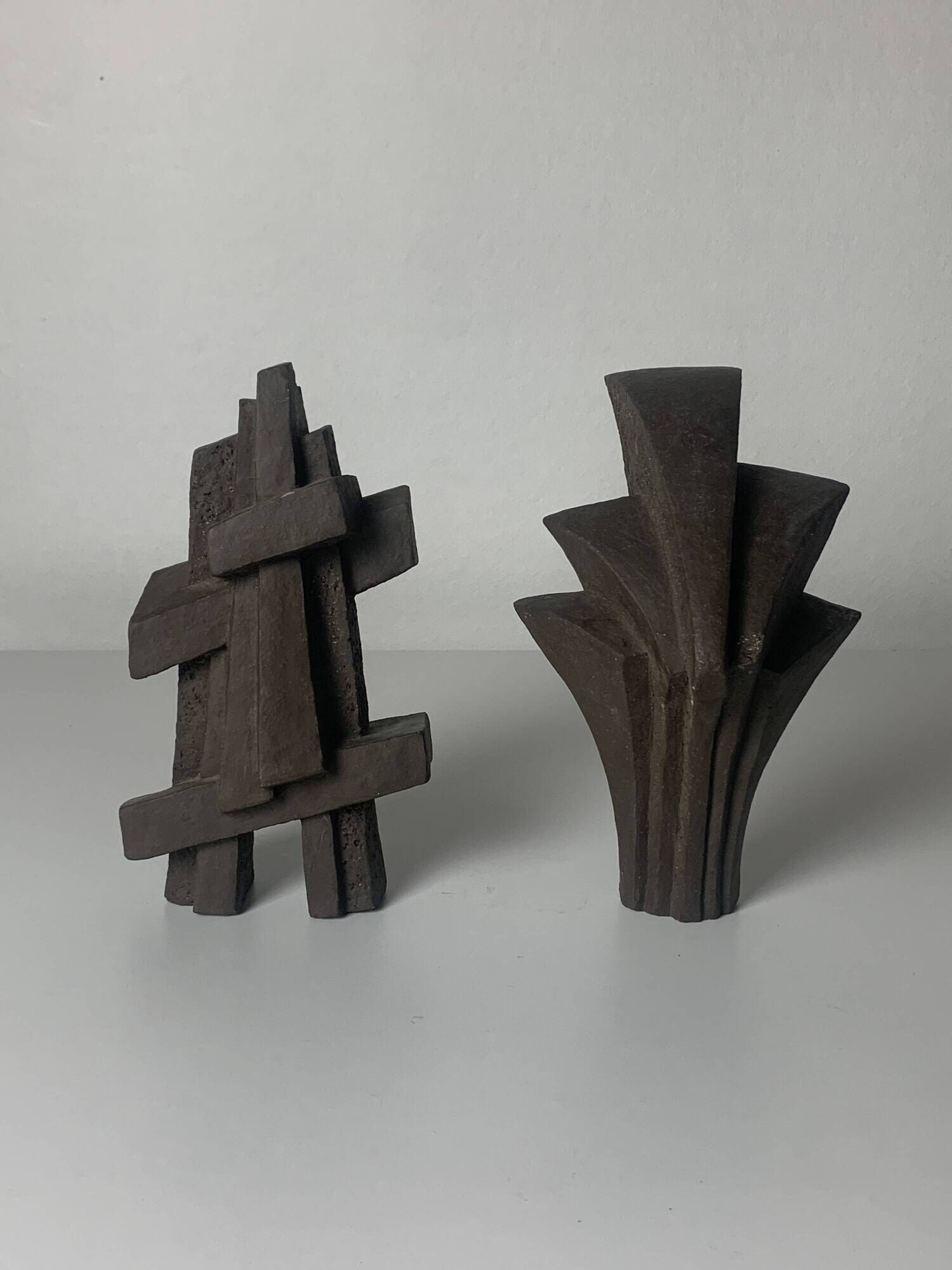 Pair of Dutch brutalist cast stone concrete abstract sculptures, ca 1960s