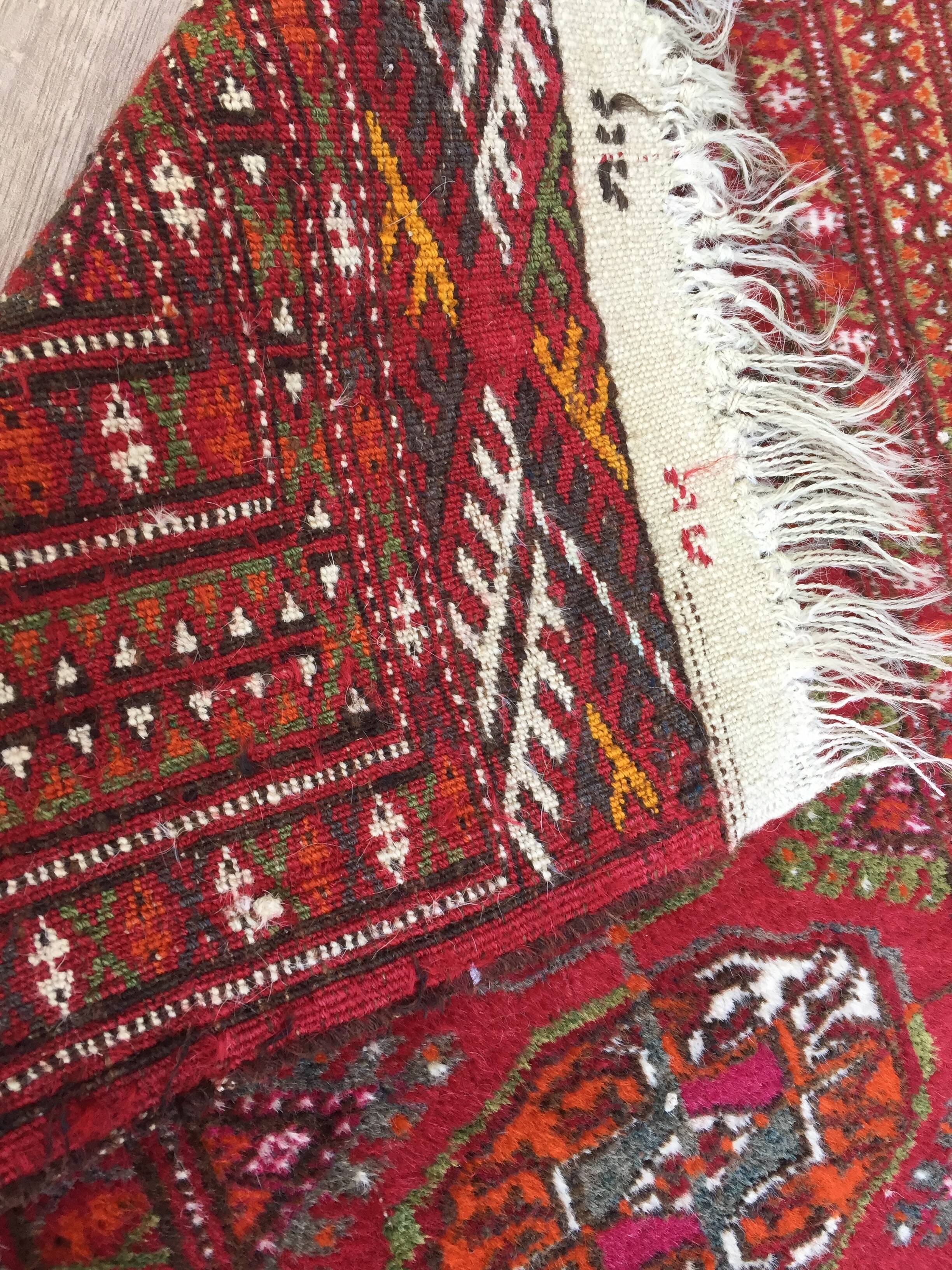 Vintage pure wool rug – 118 x 57cm