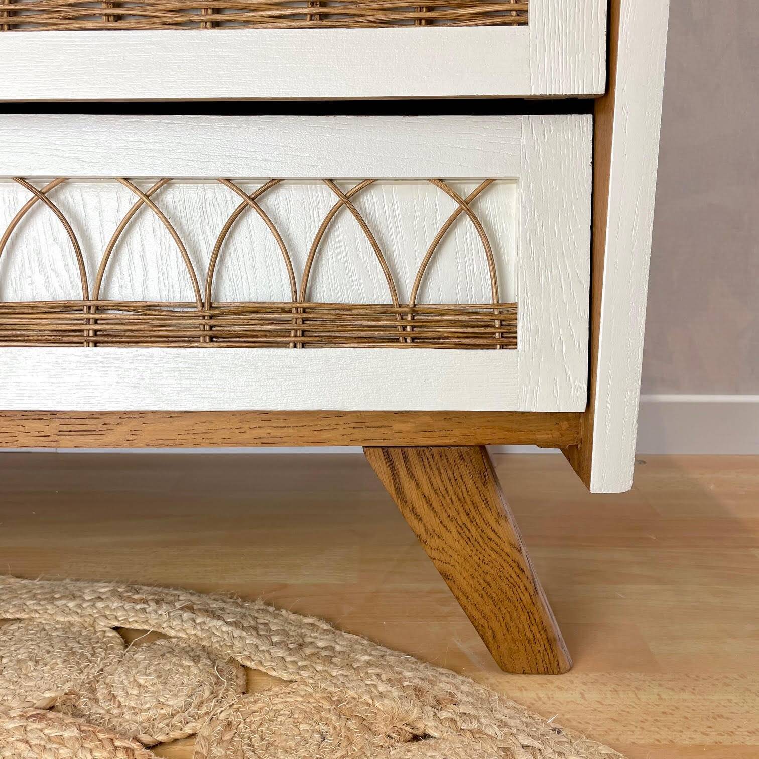 Vintage chest of drawers