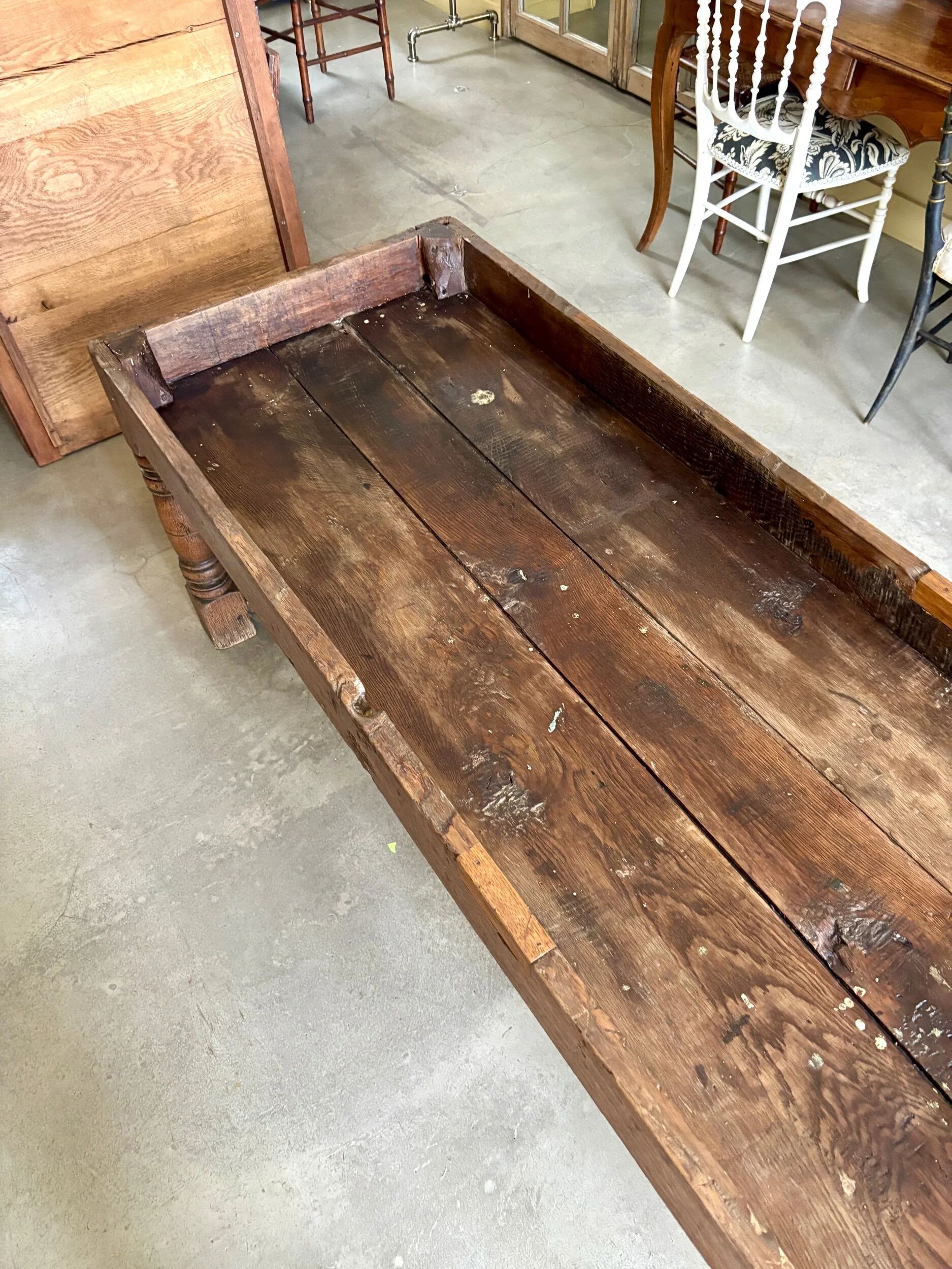 Table de drapier en bois massif 237 x 79 cm