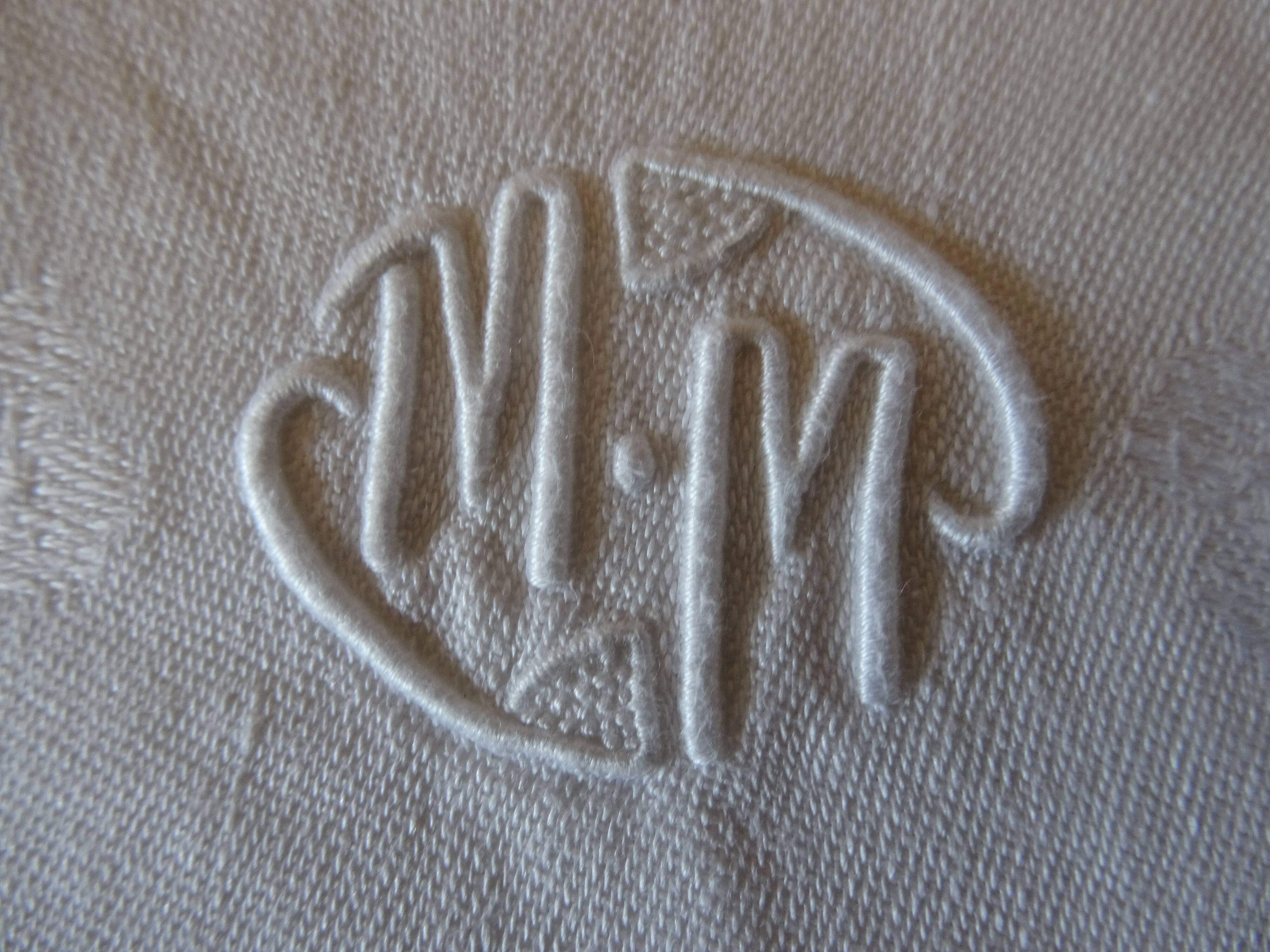 Set of 5 MM monogrammed linen towels