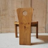Tripod children's chair