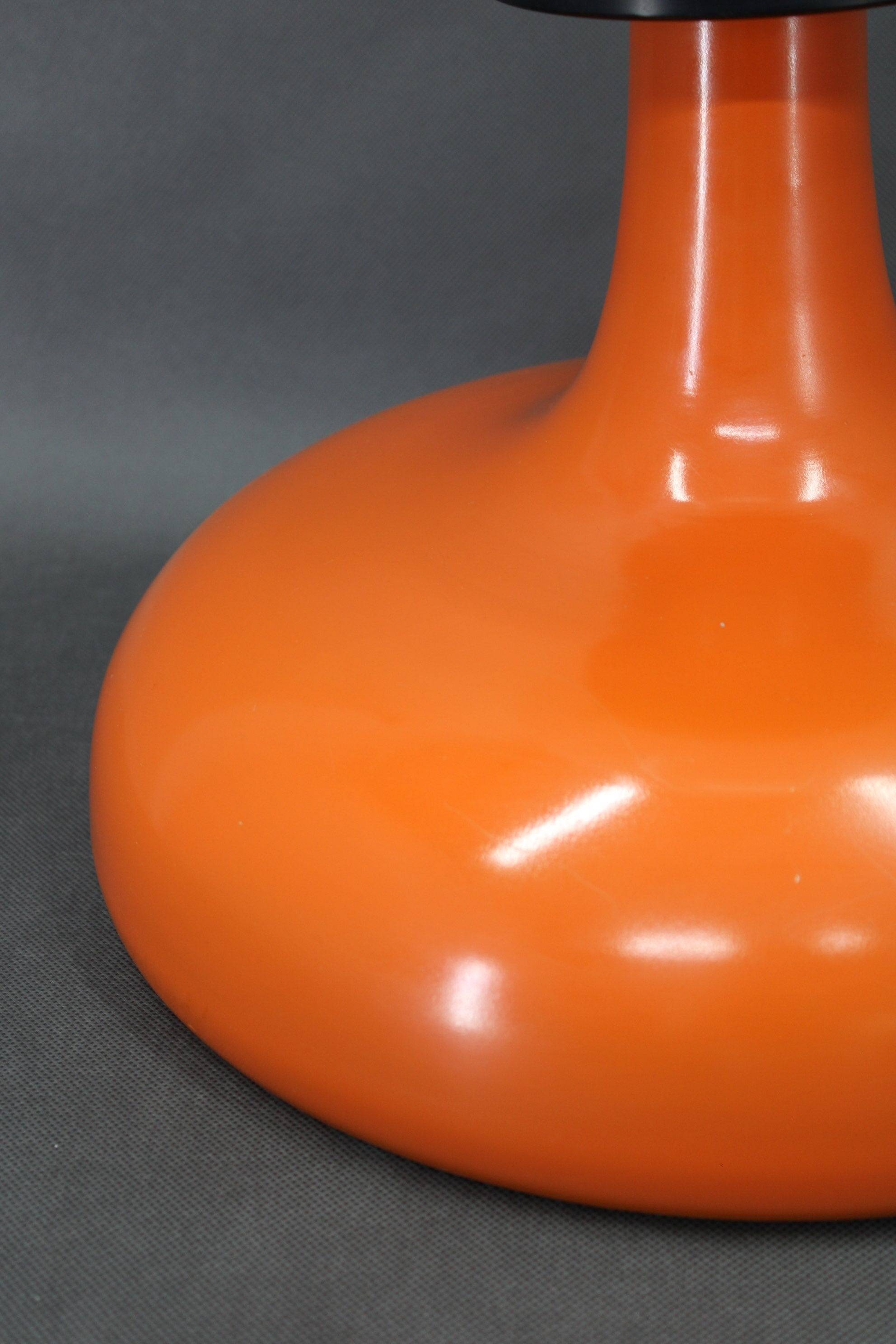 Italian space age lacquered metal table lamp with milk glass, 1970s