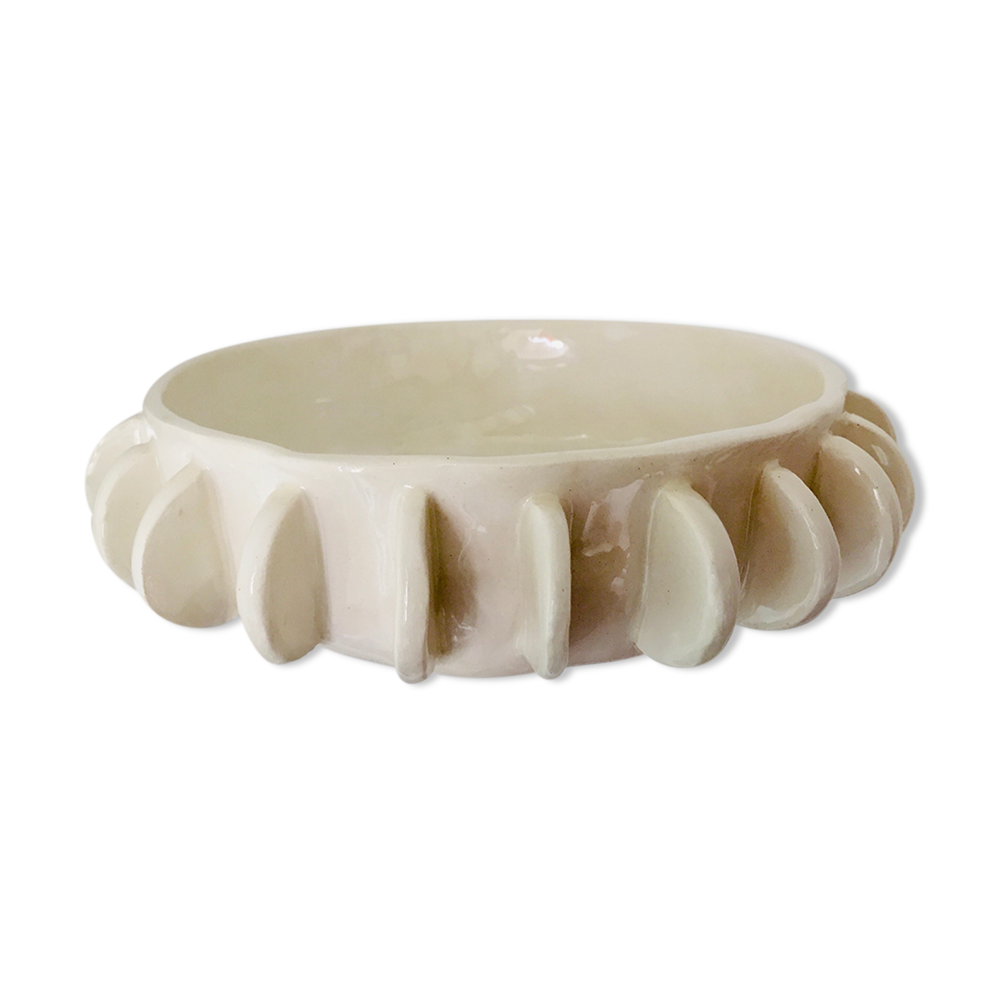 Round ceramic dish