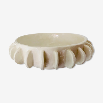 Round ceramic dish