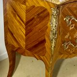 Commode style Louis XV