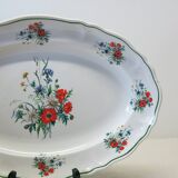 Very nice serving dish from Moulin des loups in very good condition.