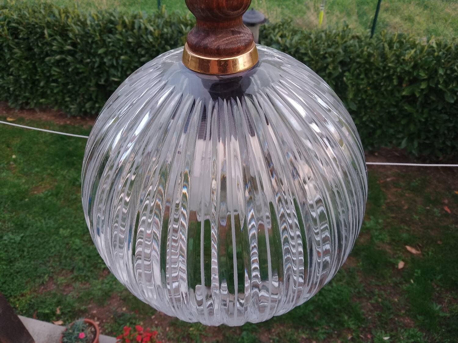 Suspension ball in thick striated glass design lighting year 1980 space age