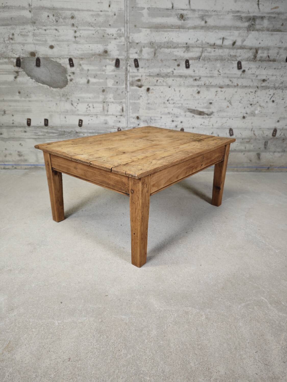 Farmhouse Coffee Table