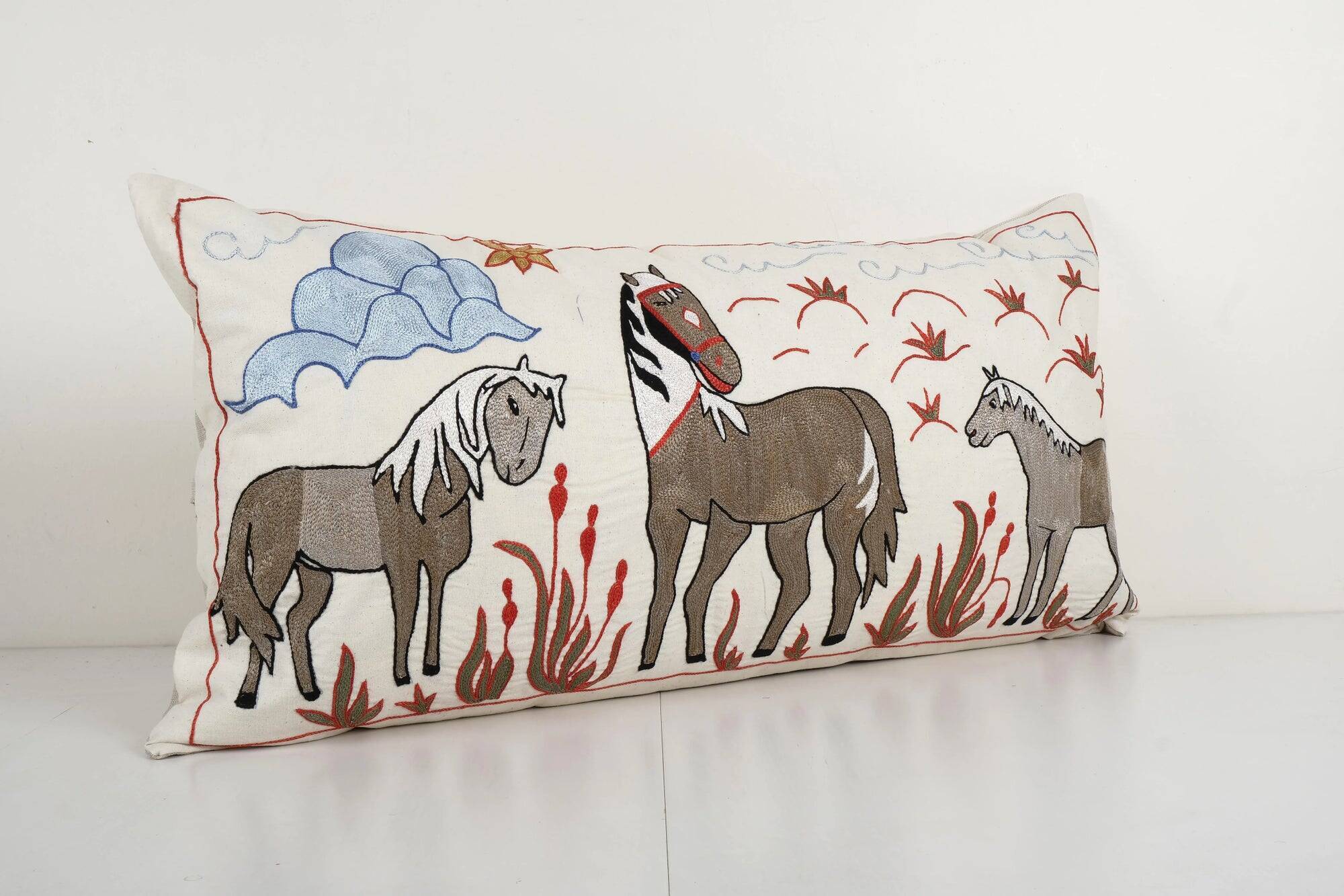 Vintage embroidered cushion cover 46x86 cm