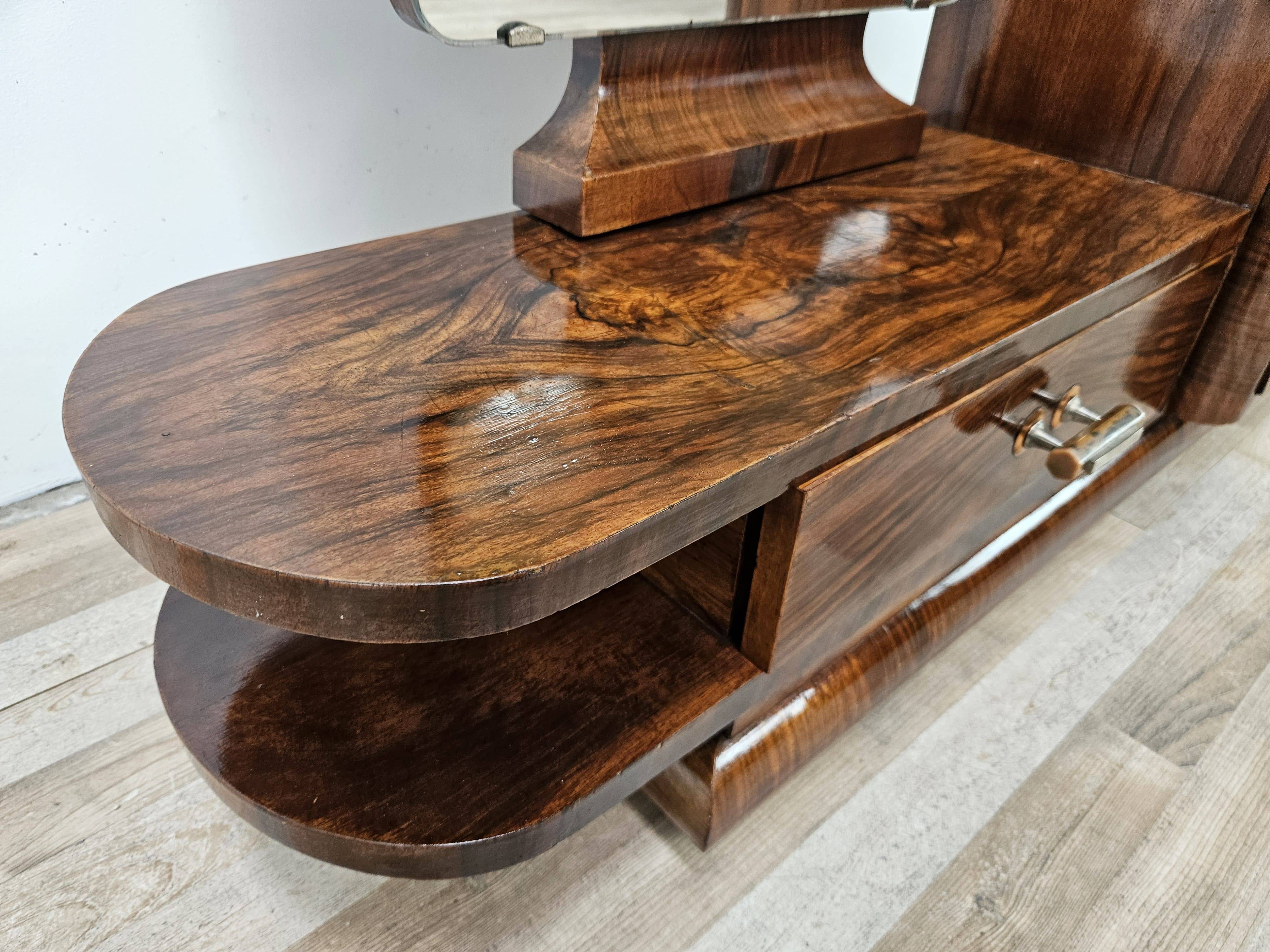 Art Déco Vanity Table in Nutwood with Mirror, Italian Design, 1940s