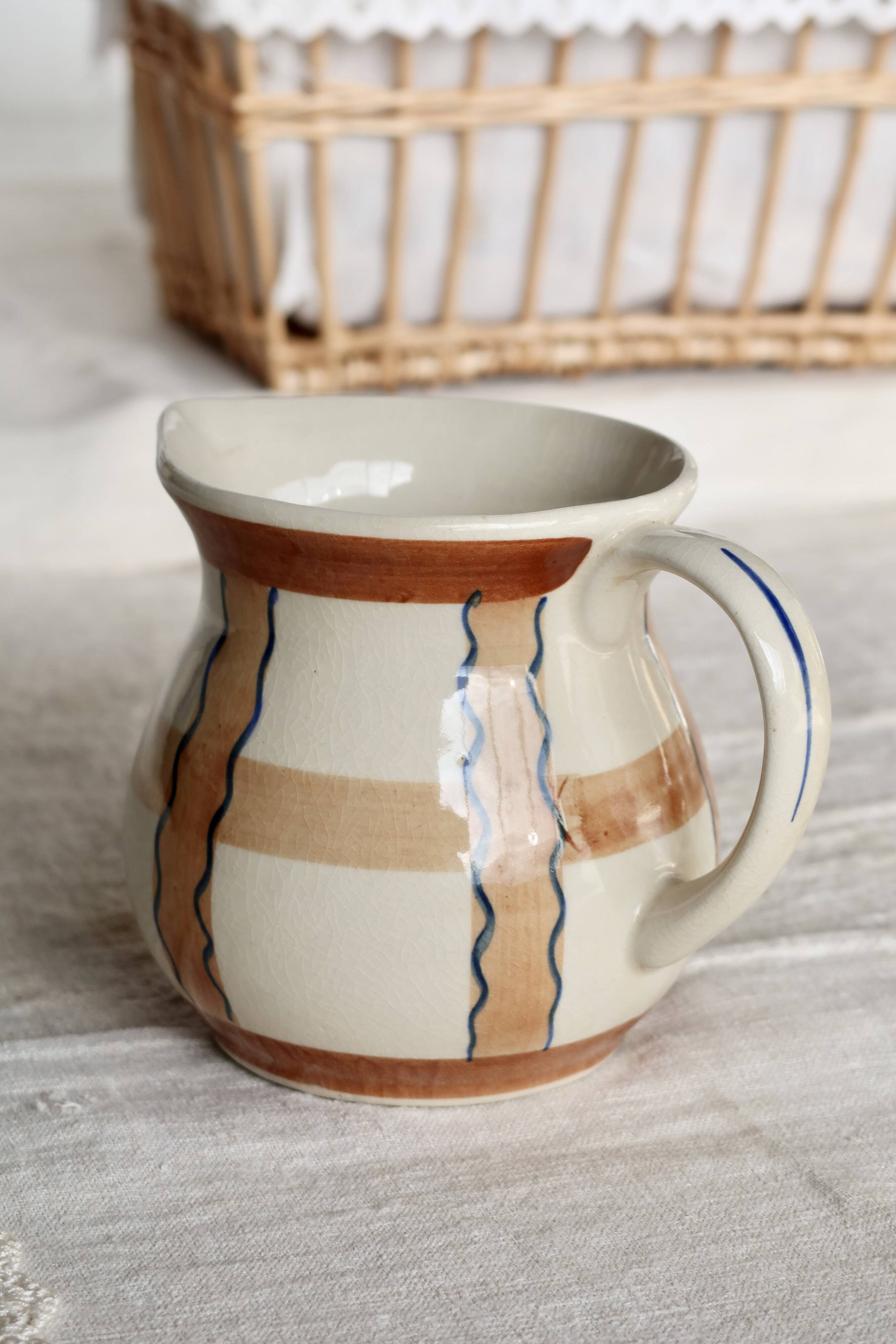 Vintage ceramic jug in glazed beige and brown, hand-painted – Decor
