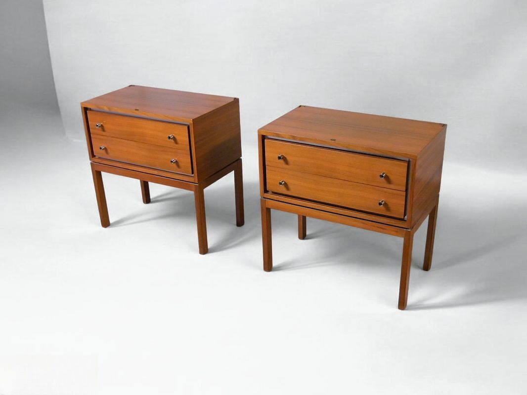 Scandinavian bedside table - Vintage 1960