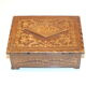 Ancien coffret à bijoux capitonné en marqueterie