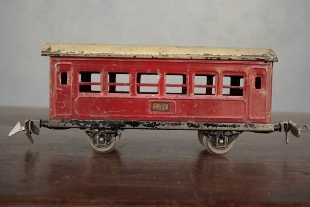 French toy locomotive Heller