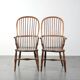 ensemble de deux chaises stickback Windsor anglaises antiques du 19e siècle