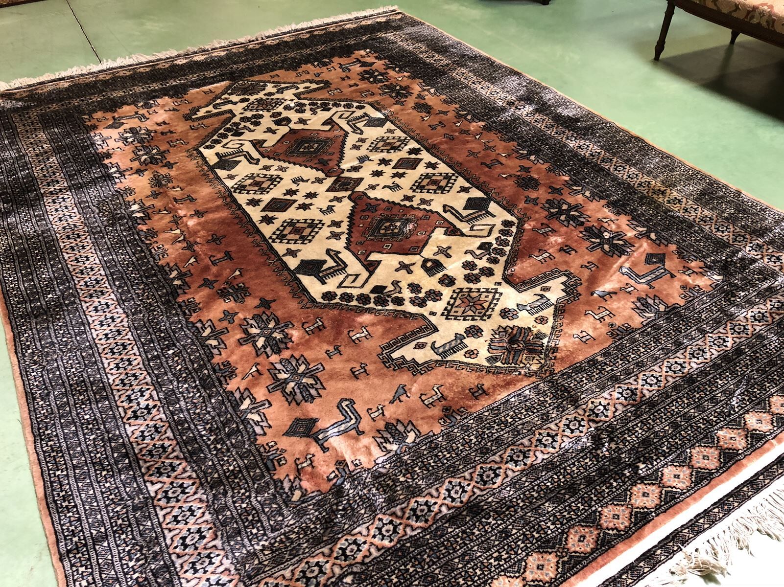 Large oriental rug in wool and silk hand made 310x227cm