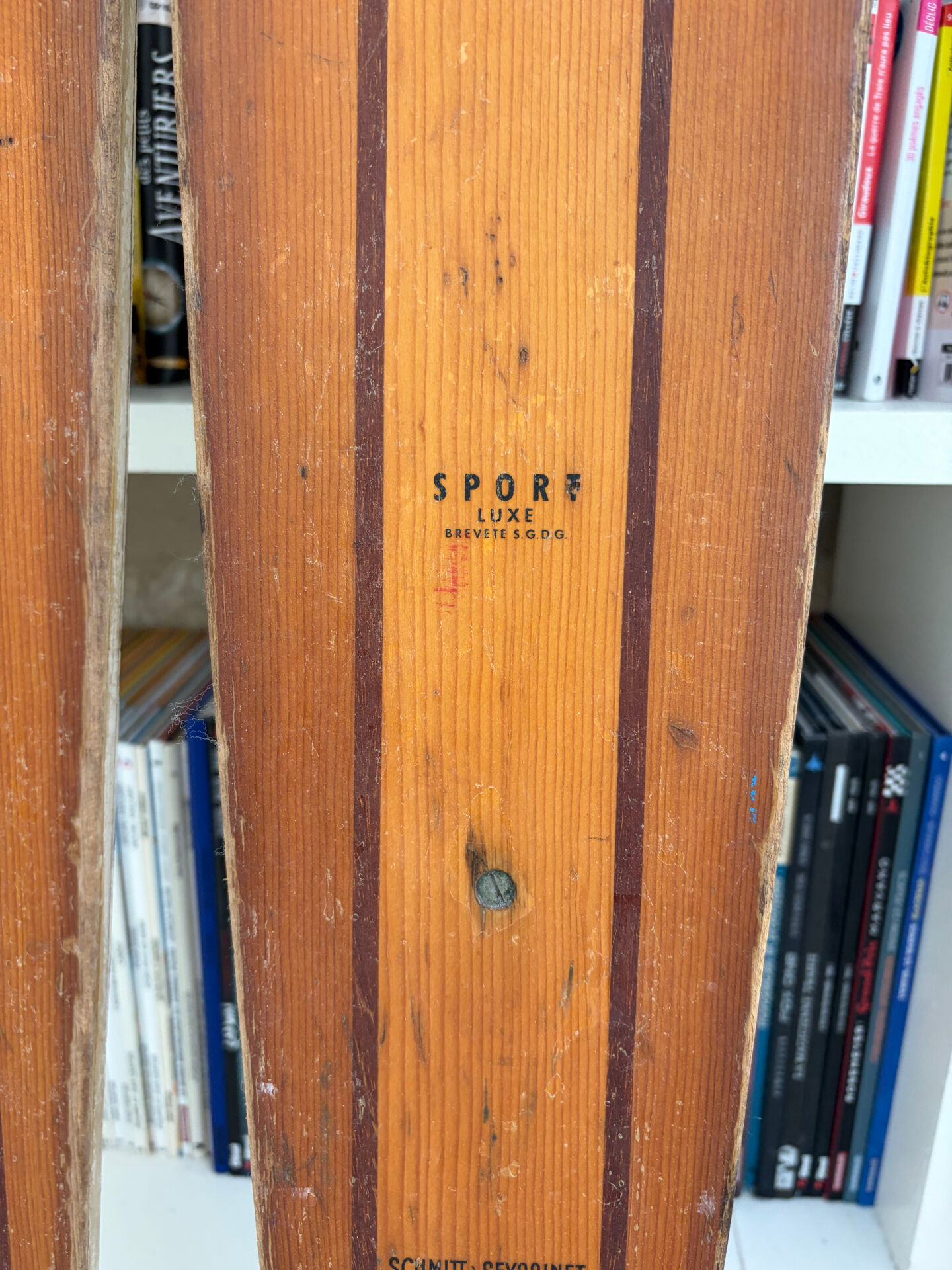 Pair of vintage wooden skis "Reflex"