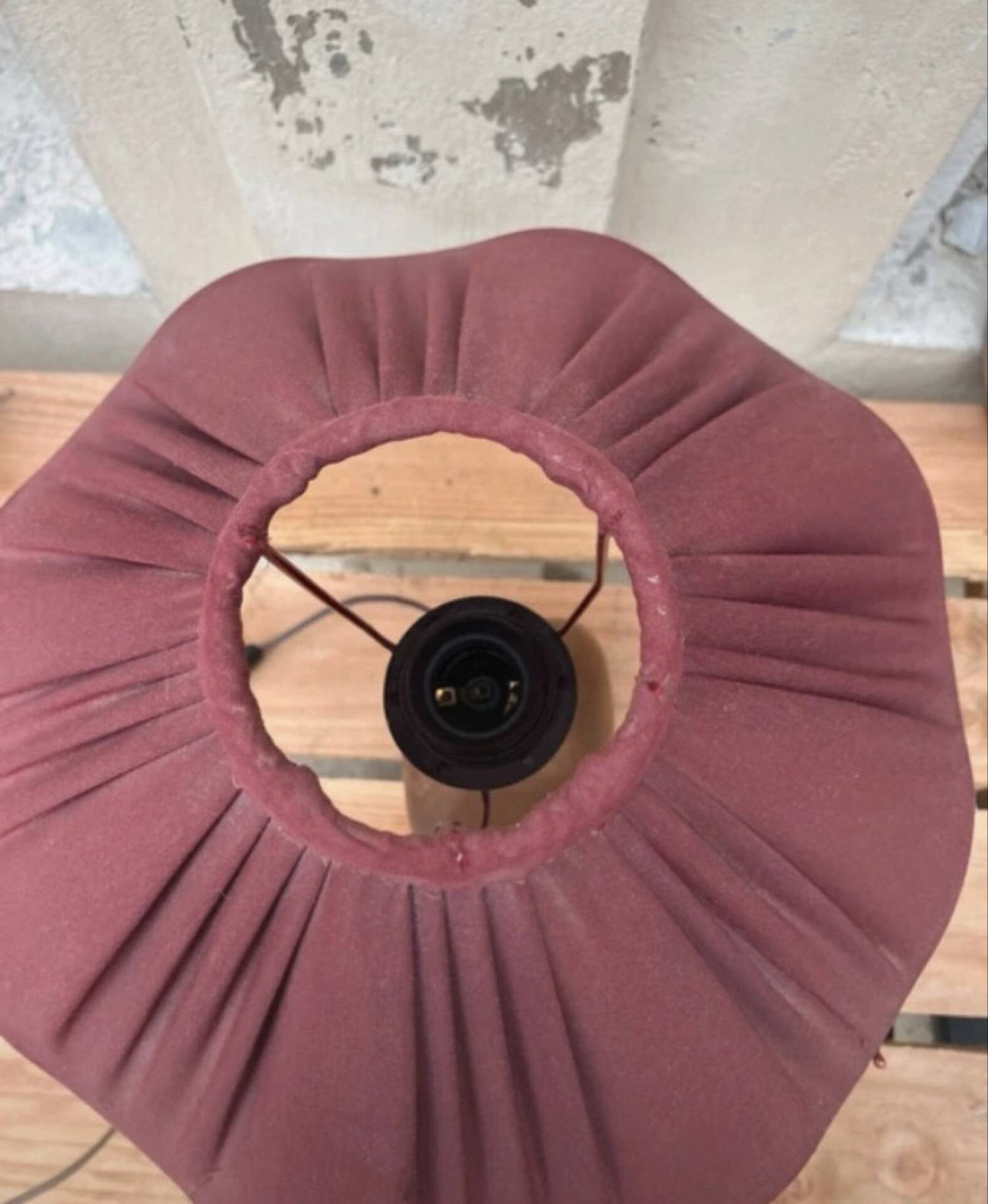 Pied de lampe design brutaliste Richard Lecompte