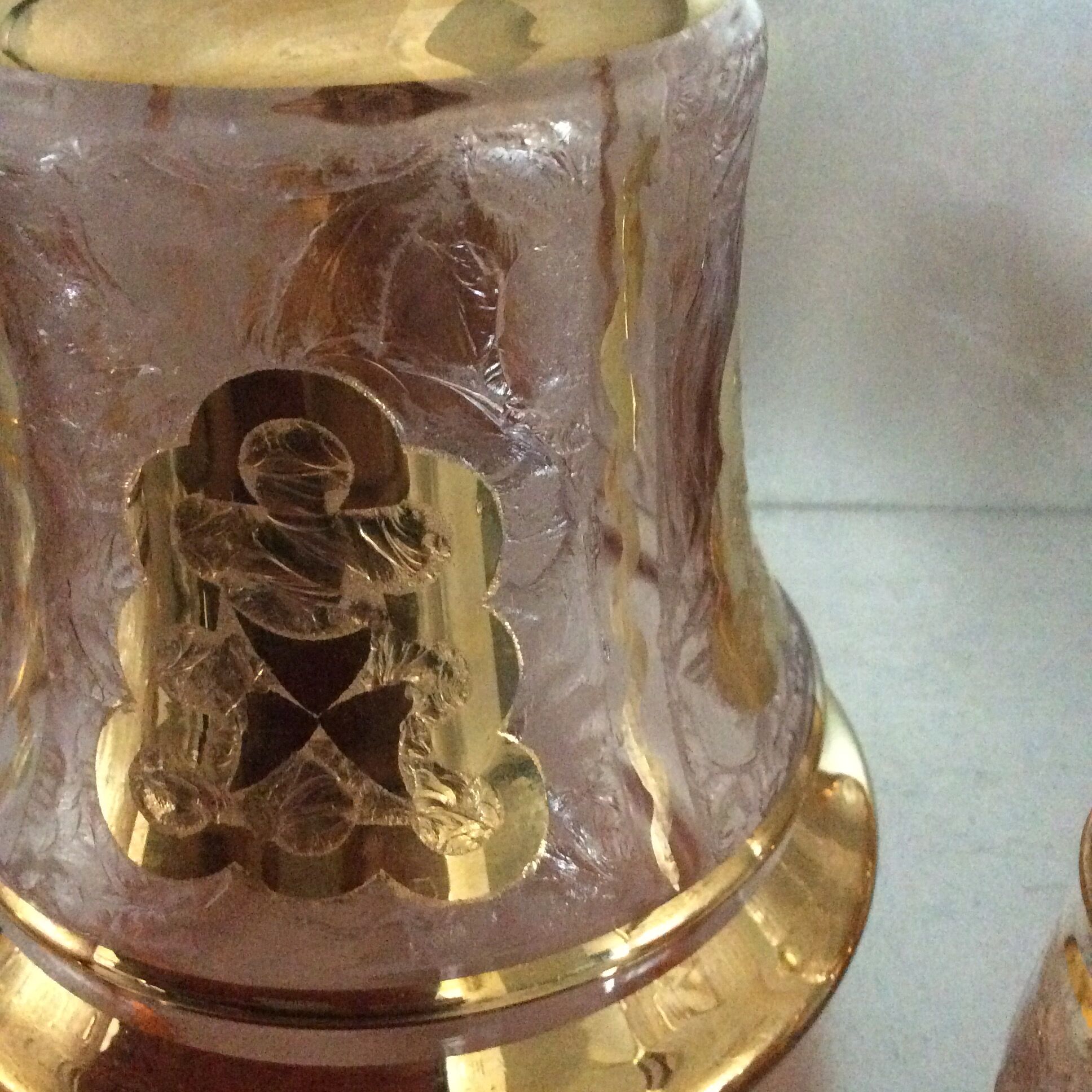 Vintage liquor service