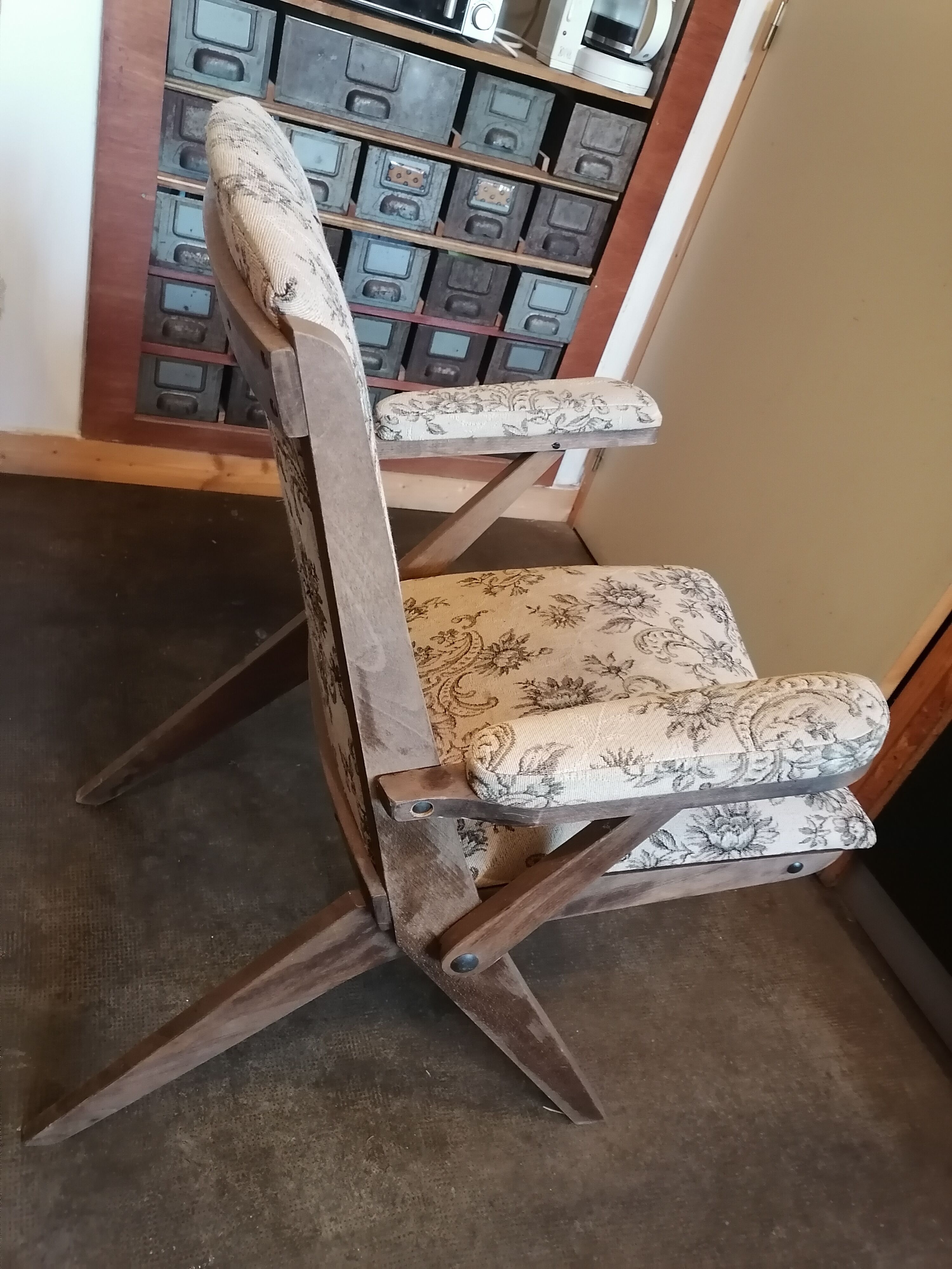 1950 Scandinavian style wooden folding chair