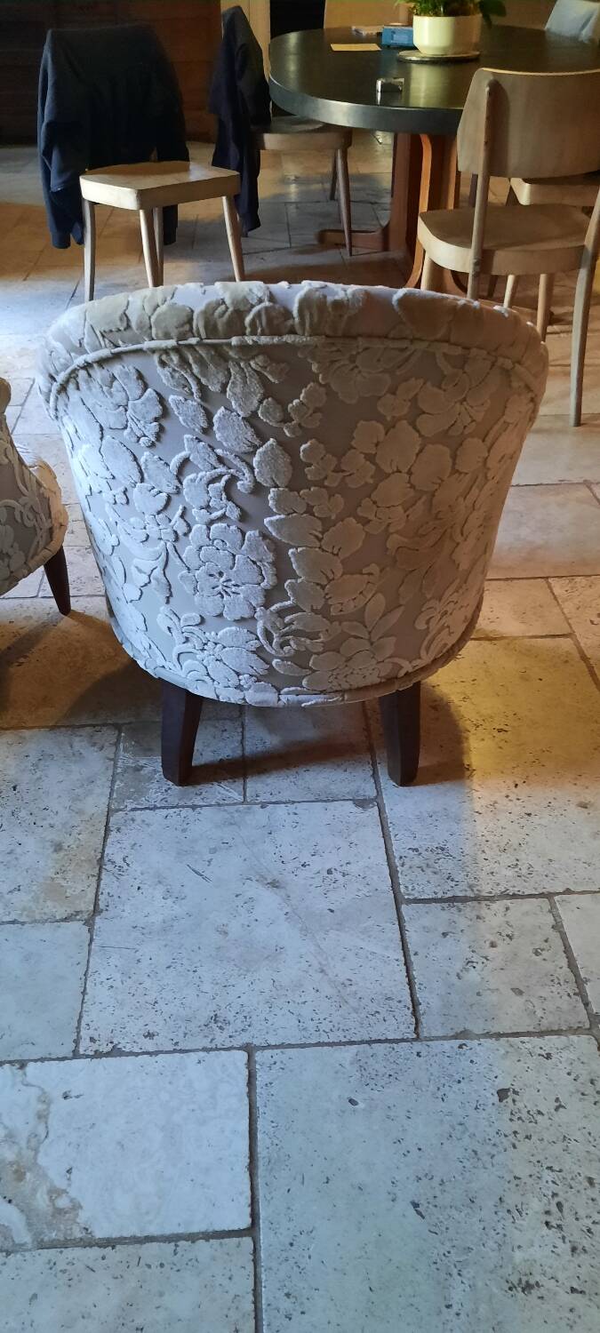 Paire de fauteuils crapaud