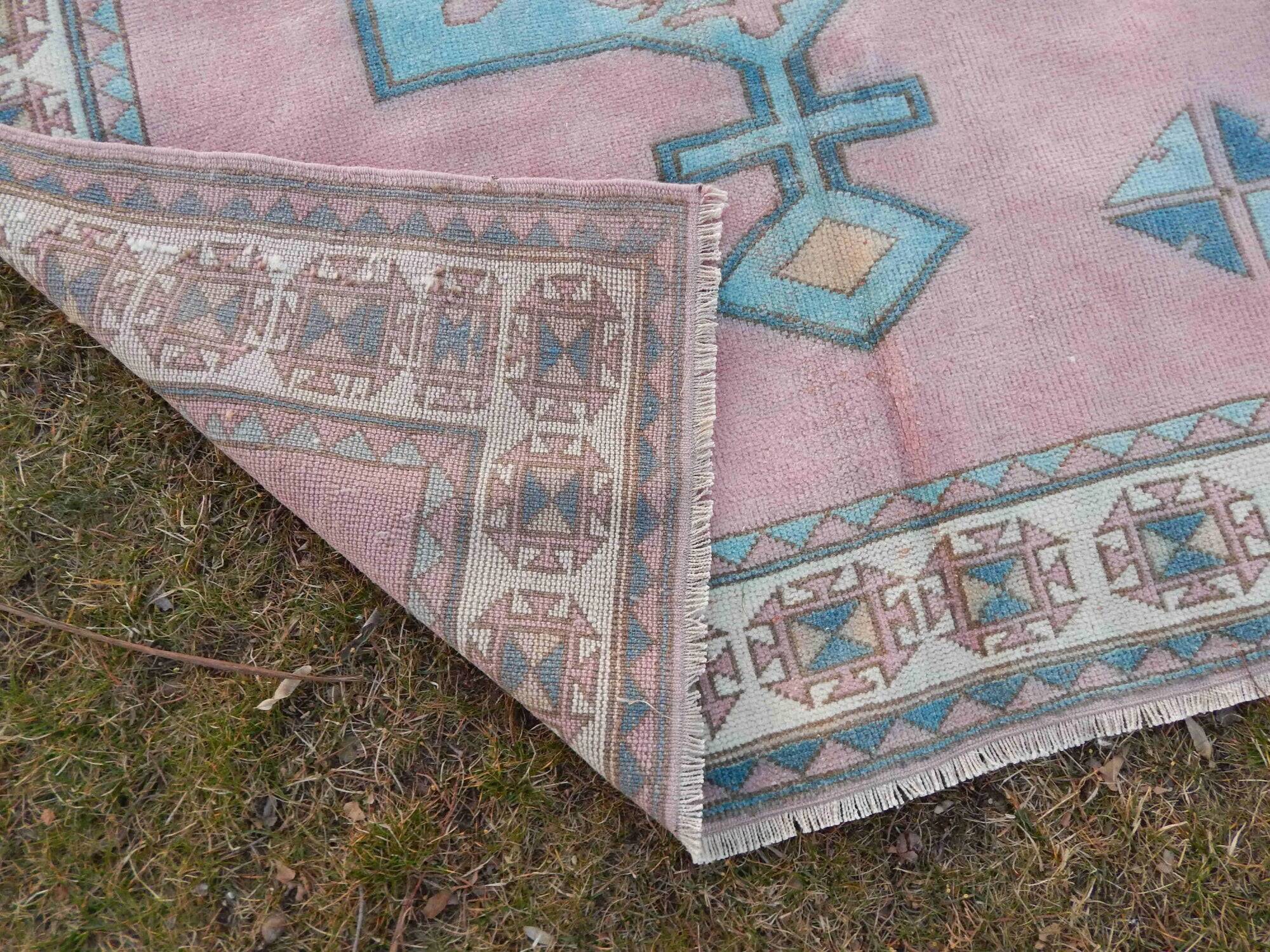 Vintage Turkish Oushak rug 158x233 cm